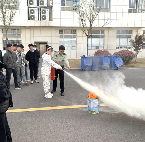 全自动白带分析仪厂家山东国康开展消防安全知识培训及消防演习活动